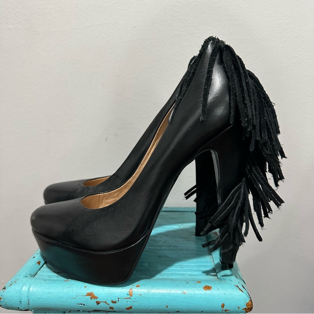 Report Signature Targee Black Fringe Platform Leather Pumps Size 8